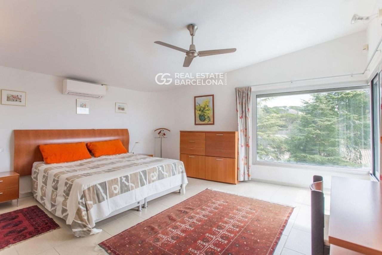 Шале Barcelona, Sant Andreu de Llavaneres, Испания, 446 м² - фото 18