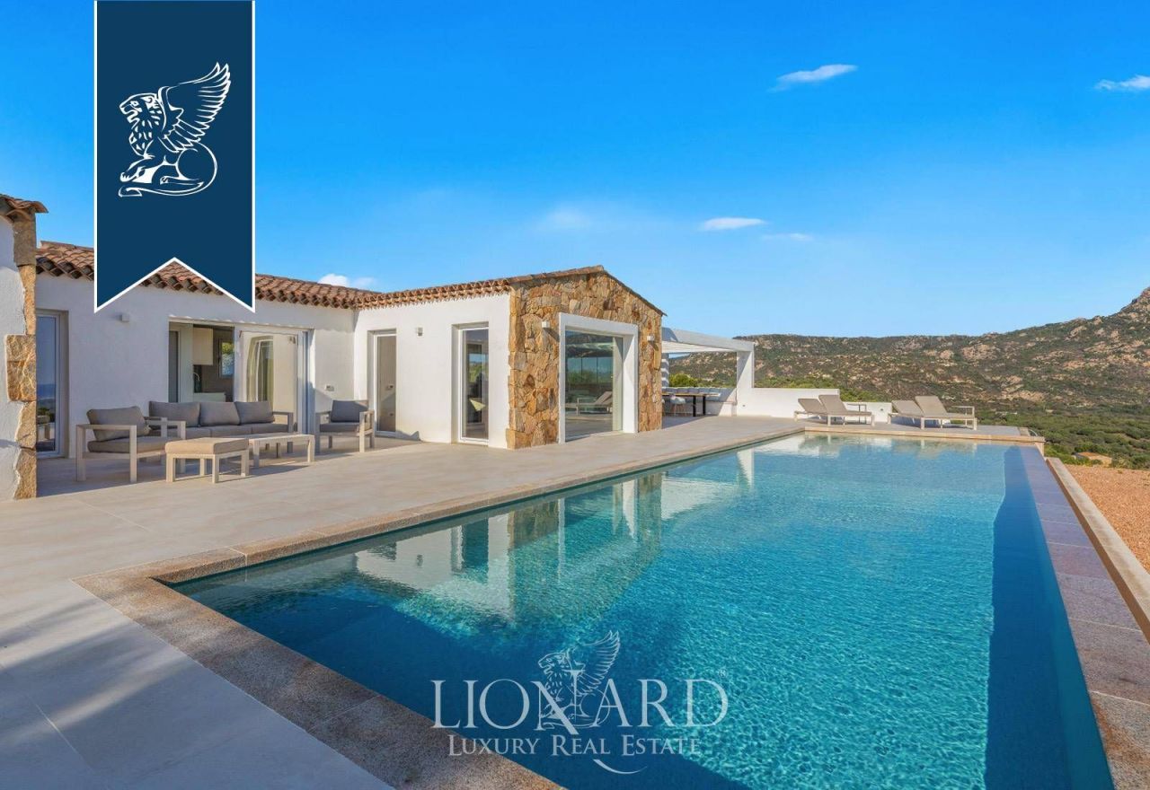 Вилла в Ольбии, Италия, 300 м² - фото 3