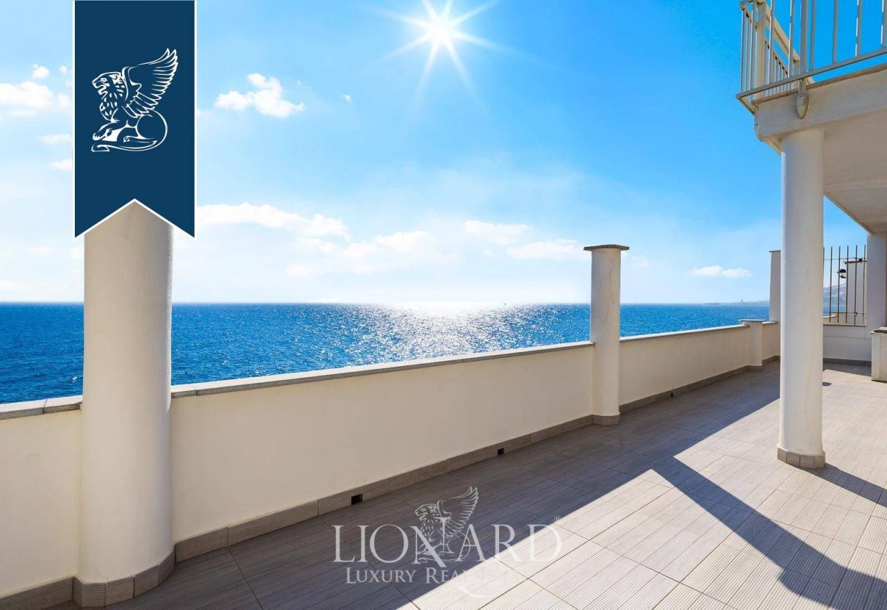 Апартаменты в Империи, Италия, 190 м² - фото 4