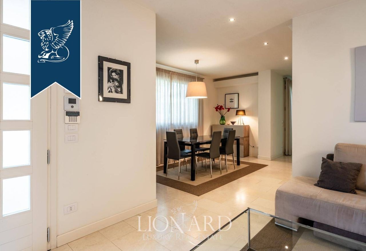 Вилла в Форте деи Марми, Италия, 240 м² - фото 5