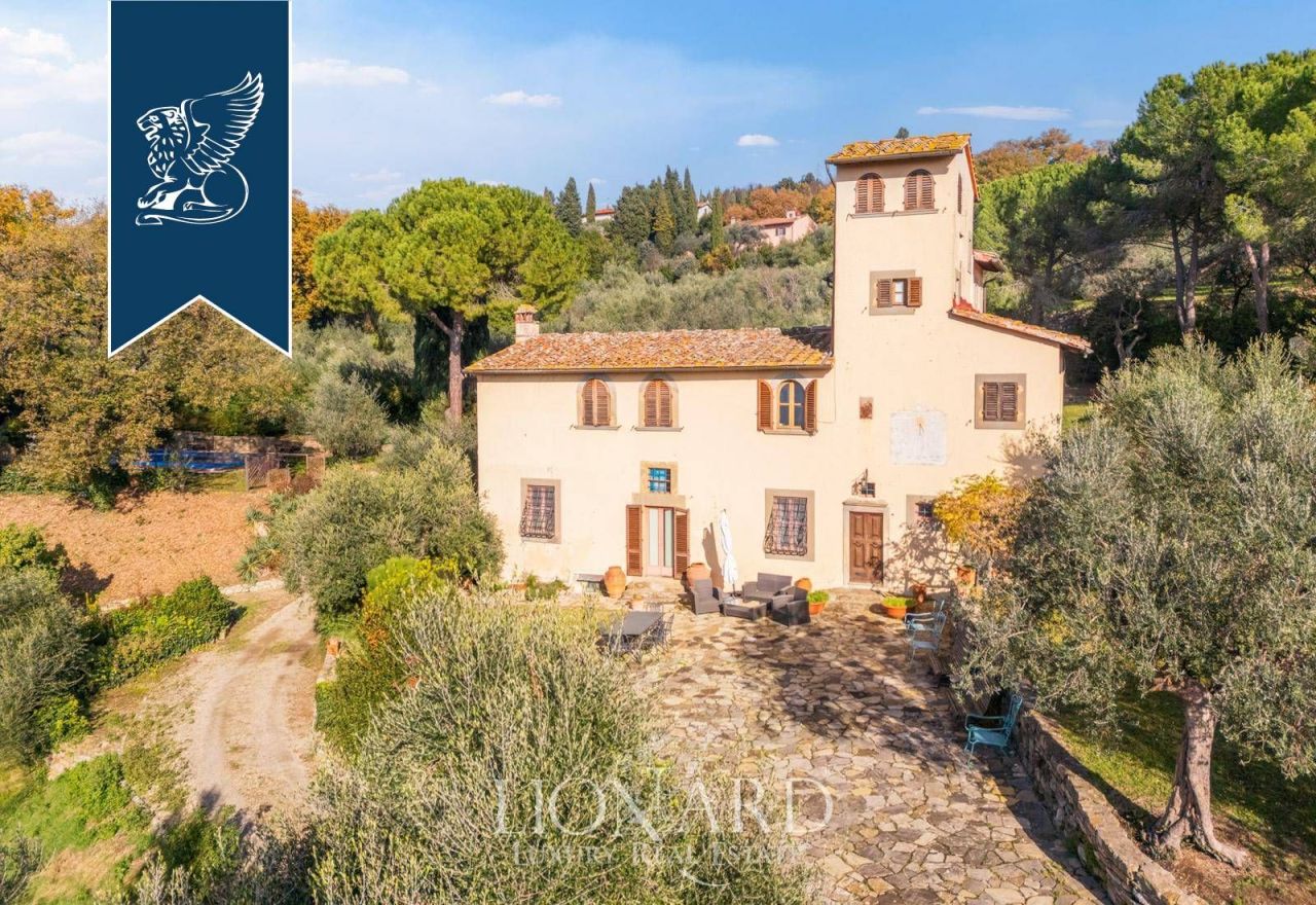 Вилла во Флоренции, Италия, 400 м² - фото 5