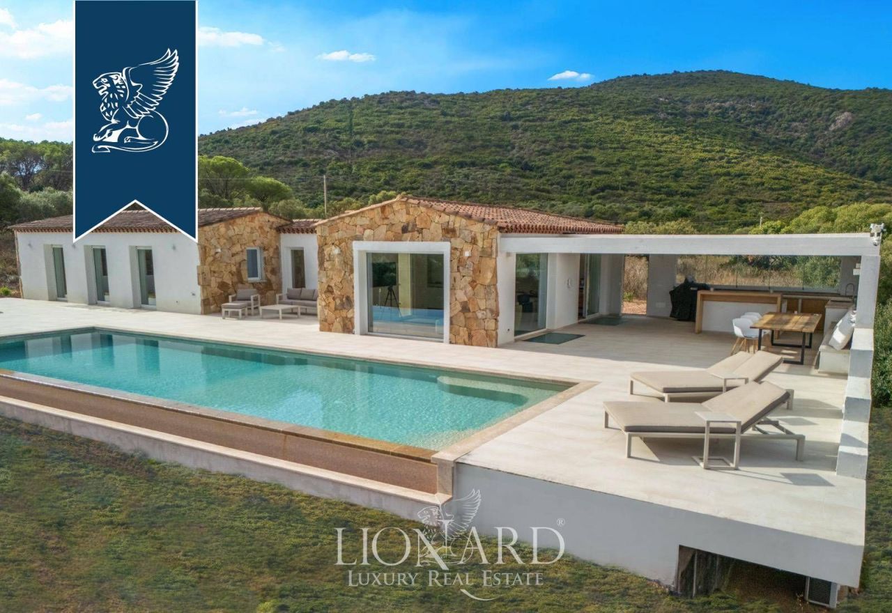 Вилла в Ольбии, Италия, 300 м² - фото 8