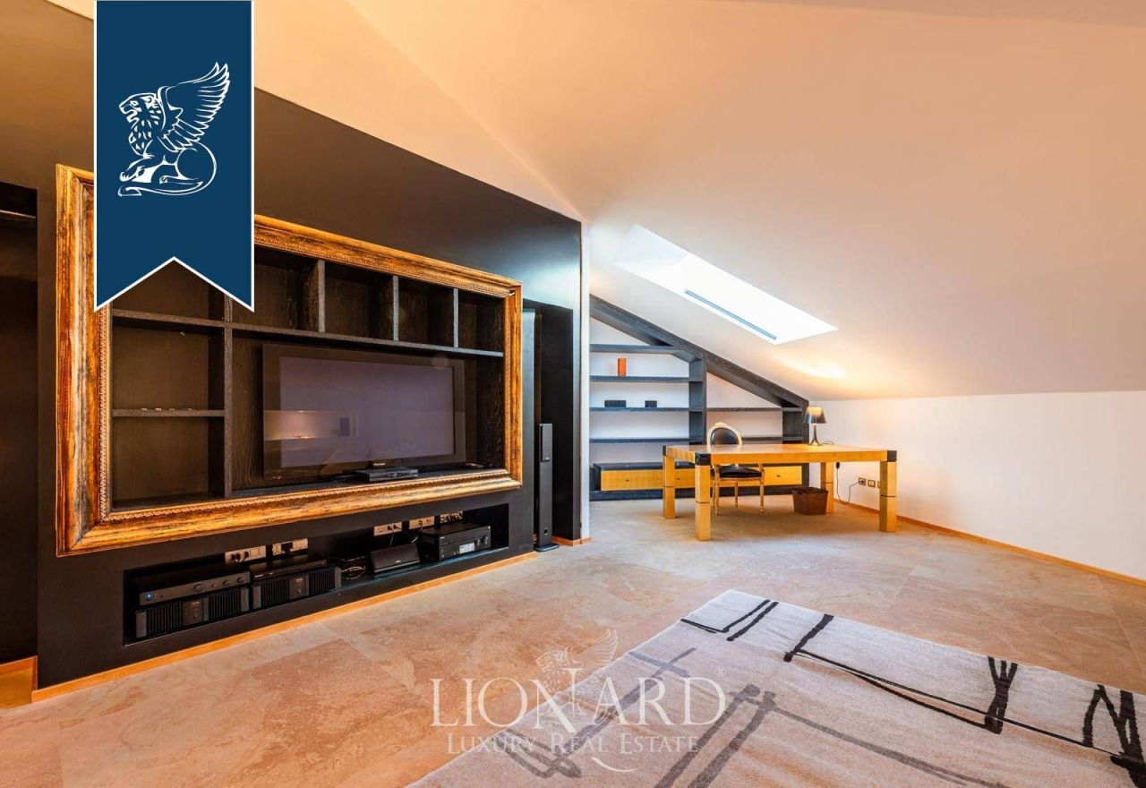 Апартаменты в Милане, Италия, 500 м² - фото 12