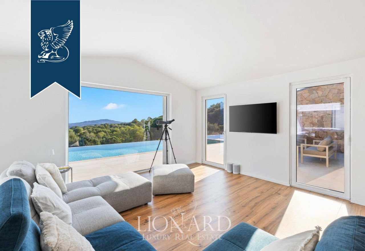 Вилла в Ольбии, Италия, 300 м² - фото 13