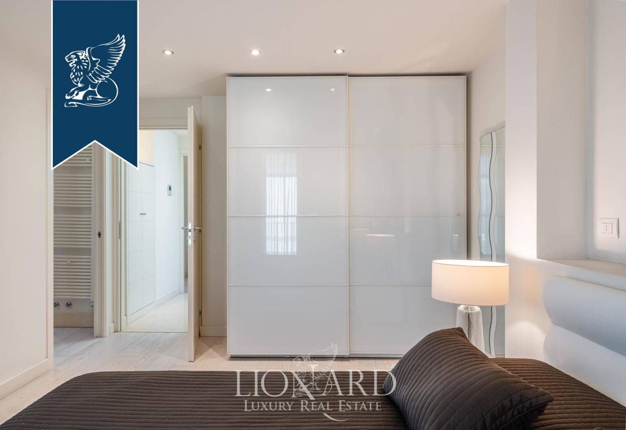 Вилла в Форте деи Марми, Италия, 240 м² - фото 15