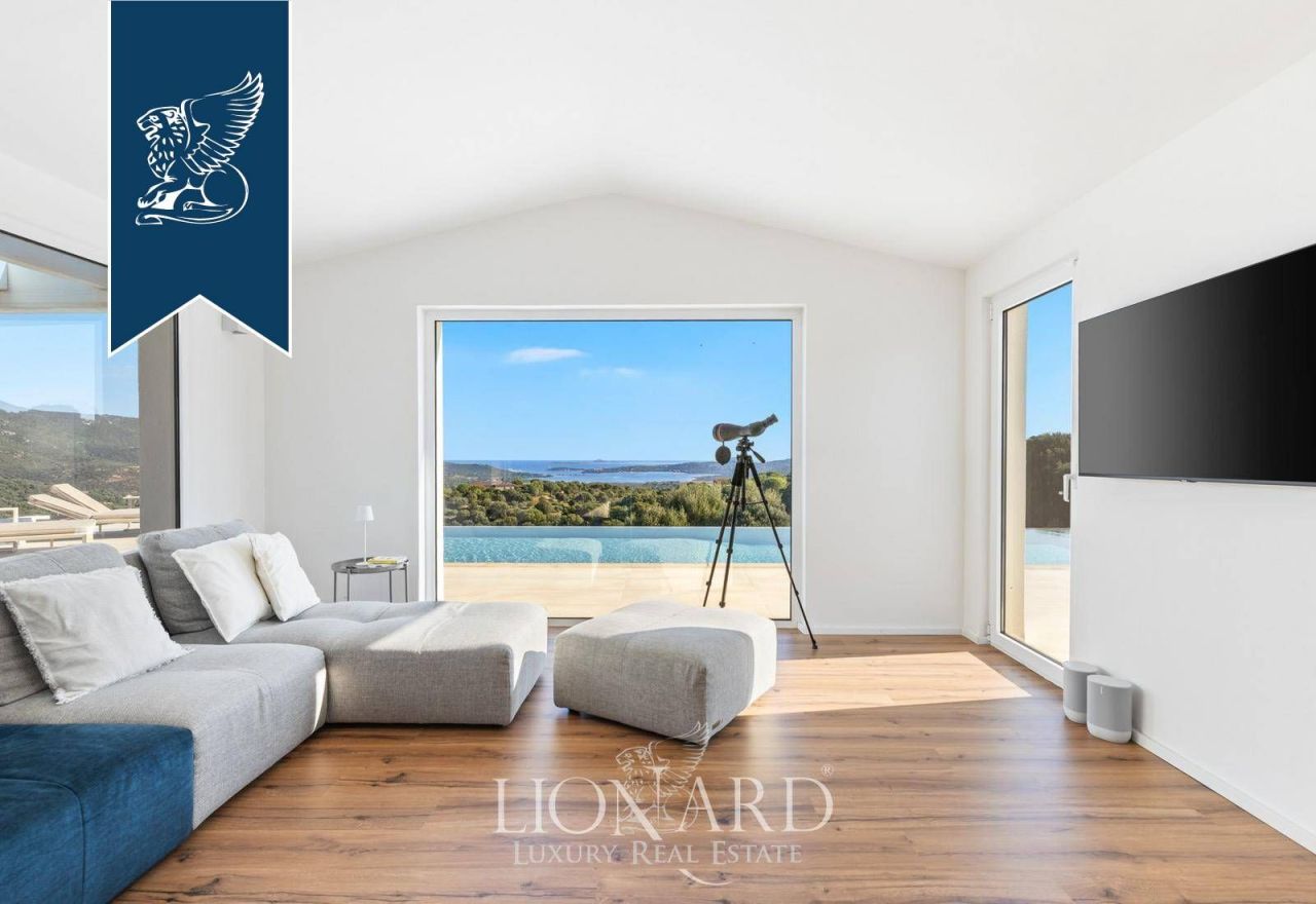 Вилла в Ольбии, Италия, 300 м² - фото 15