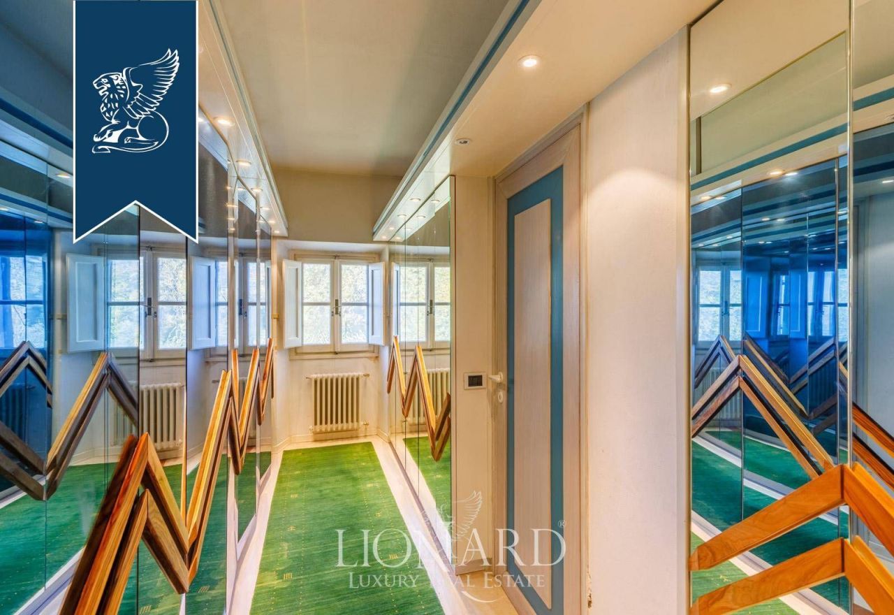 Вилла во Флоренции, Италия, 400 м² - фото 16
