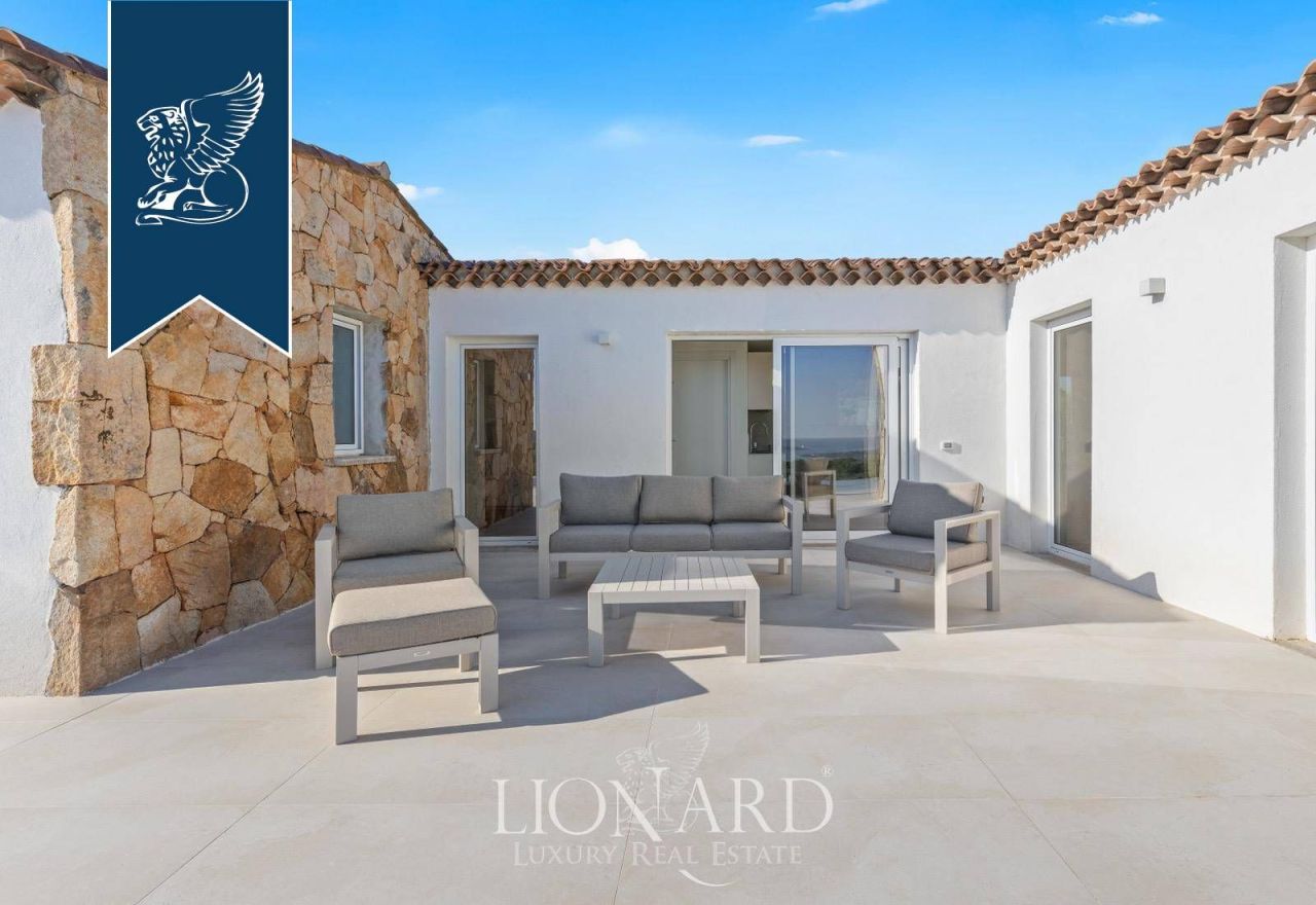 Вилла в Ольбии, Италия, 300 м² - фото 18