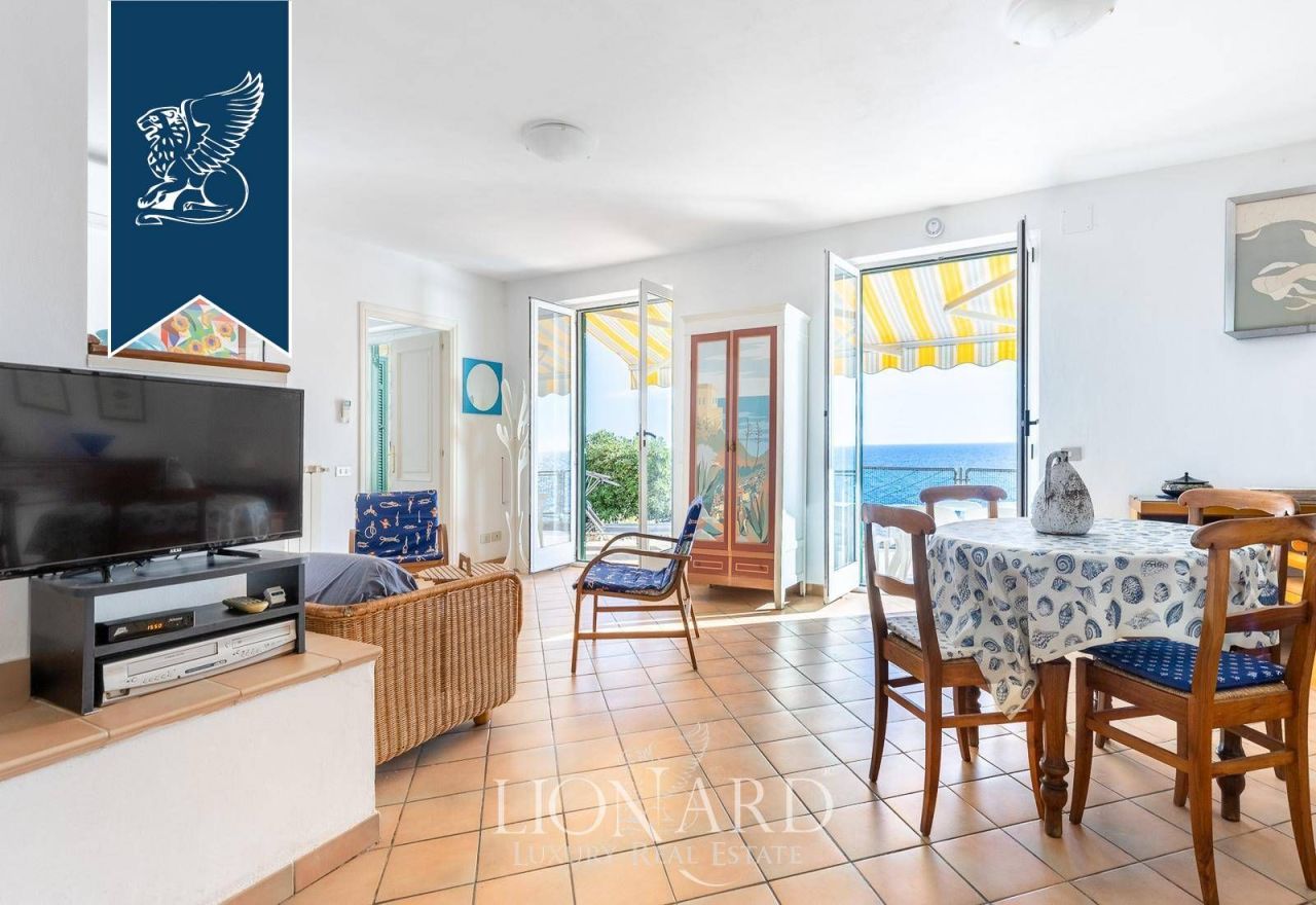 Апартаменты в Империи, Италия, 190 м² - фото 18