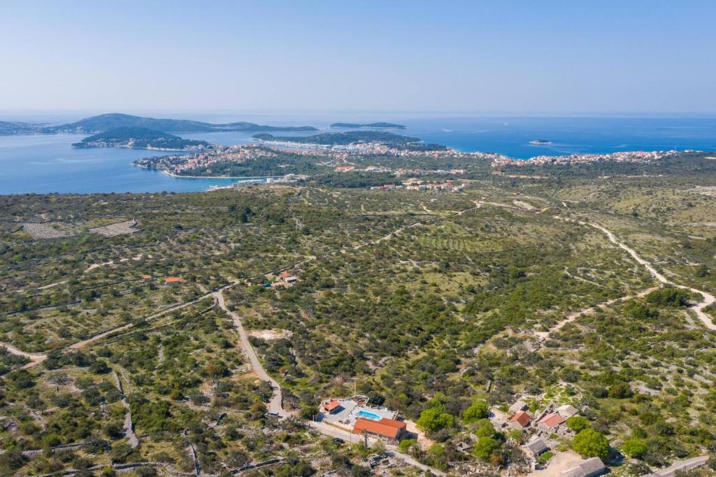 Вилла в Рогознице, Хорватия, 150 м² - фото 1