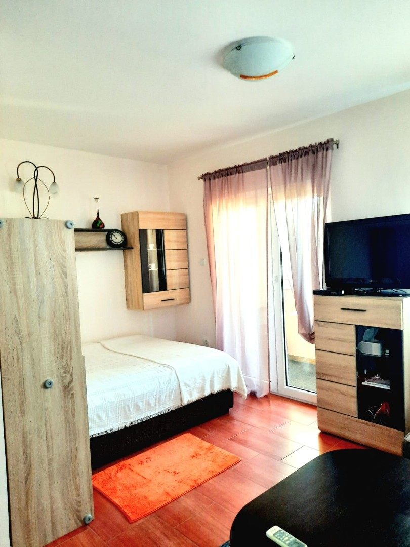 Квартира в Тивате, Черногория, 29 м² - фото 3