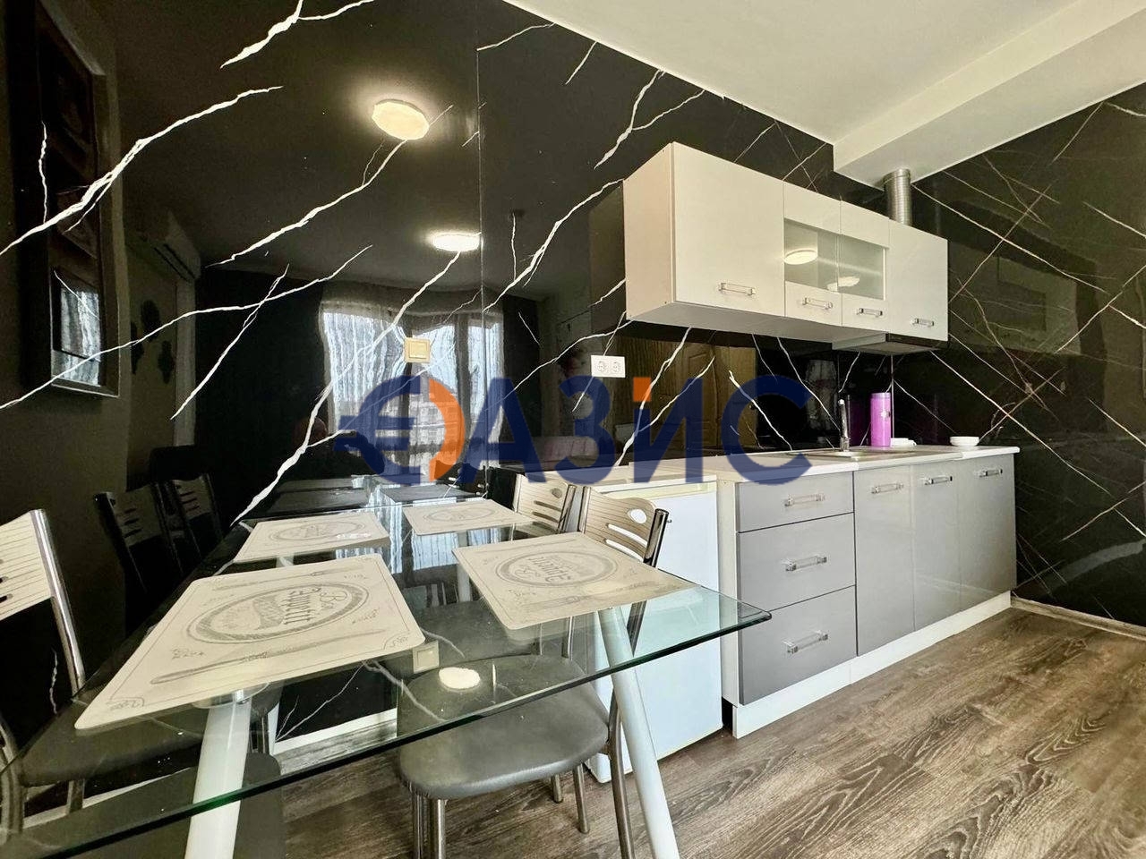 Апартаменты на Солнечном берегу, Болгария, 58 м² - фото 1