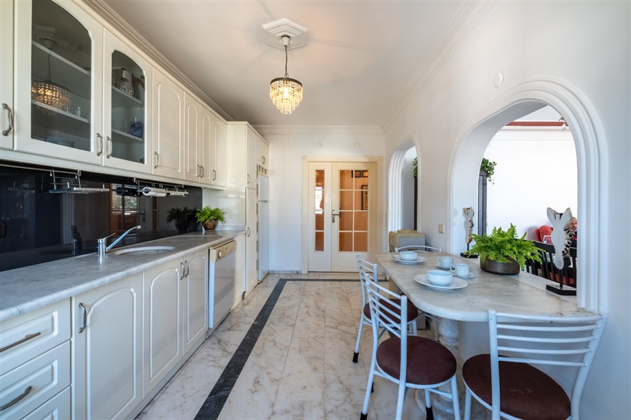 Квартира в Алании, Турция, 135 м² - фото 8