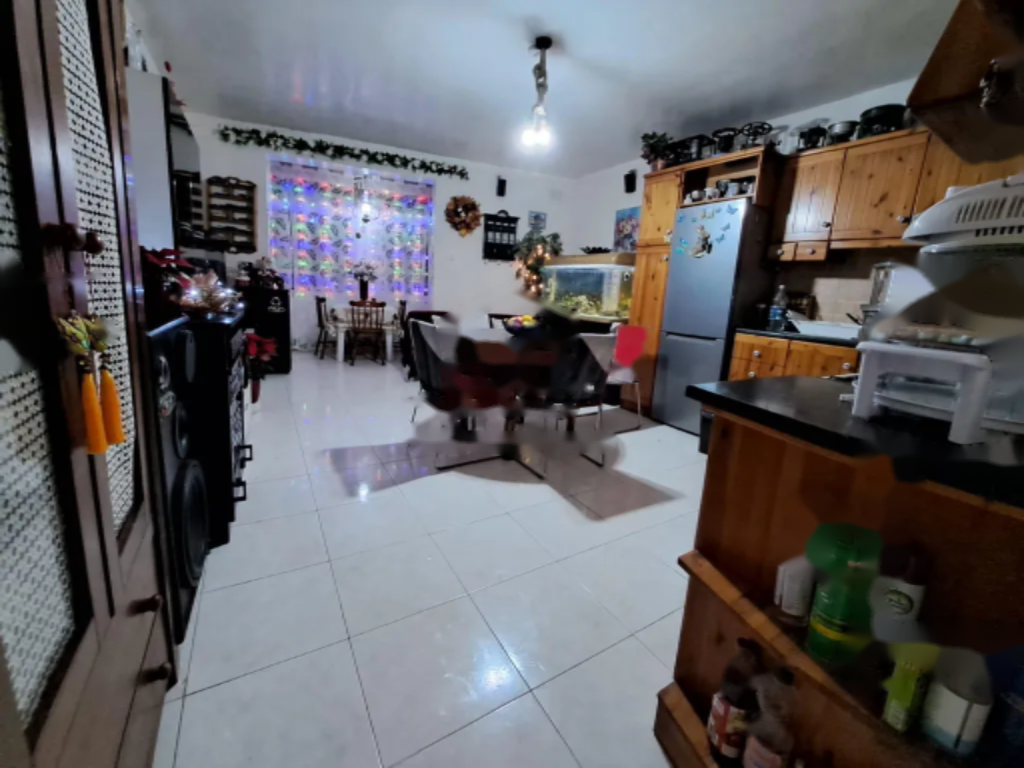 Квартира в Сент-Полс-Бэй, Мальта, 112 м² - фото 1