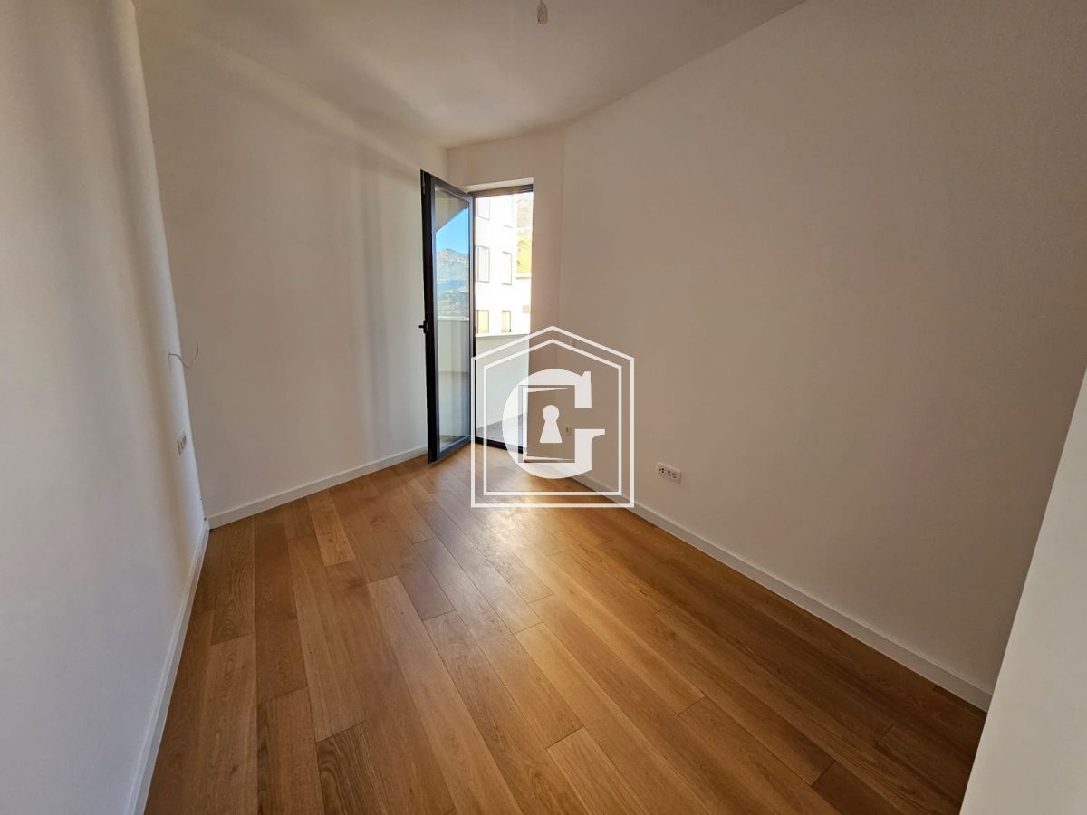 Апартаменты в Бечичи, Черногория, 66 м² - фото 1