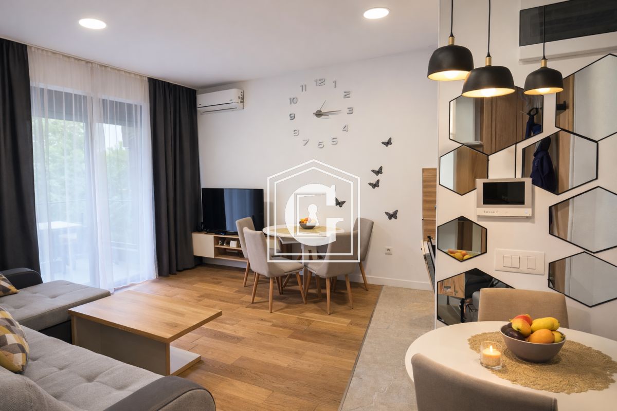 Апартаменты в Бечичи, Черногория, 40 м² - фото 1