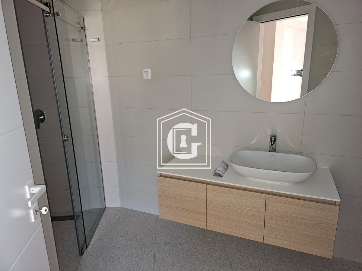 Апартаменты в Бечичи, Черногория, 66 м² - фото 9