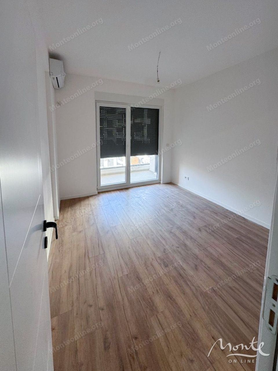 Апартаменты в Улцине, Черногория, 69 м² - фото 5