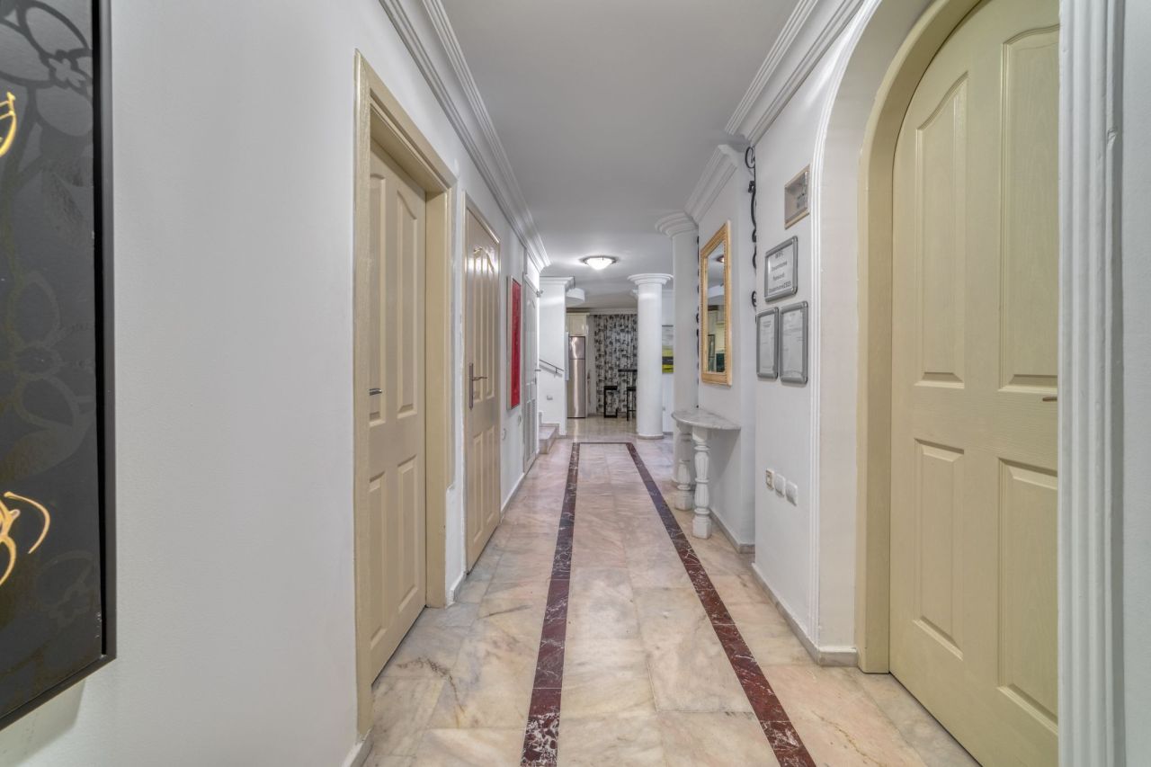 Вилла в Алании, Турция, 265 м² - фото 16