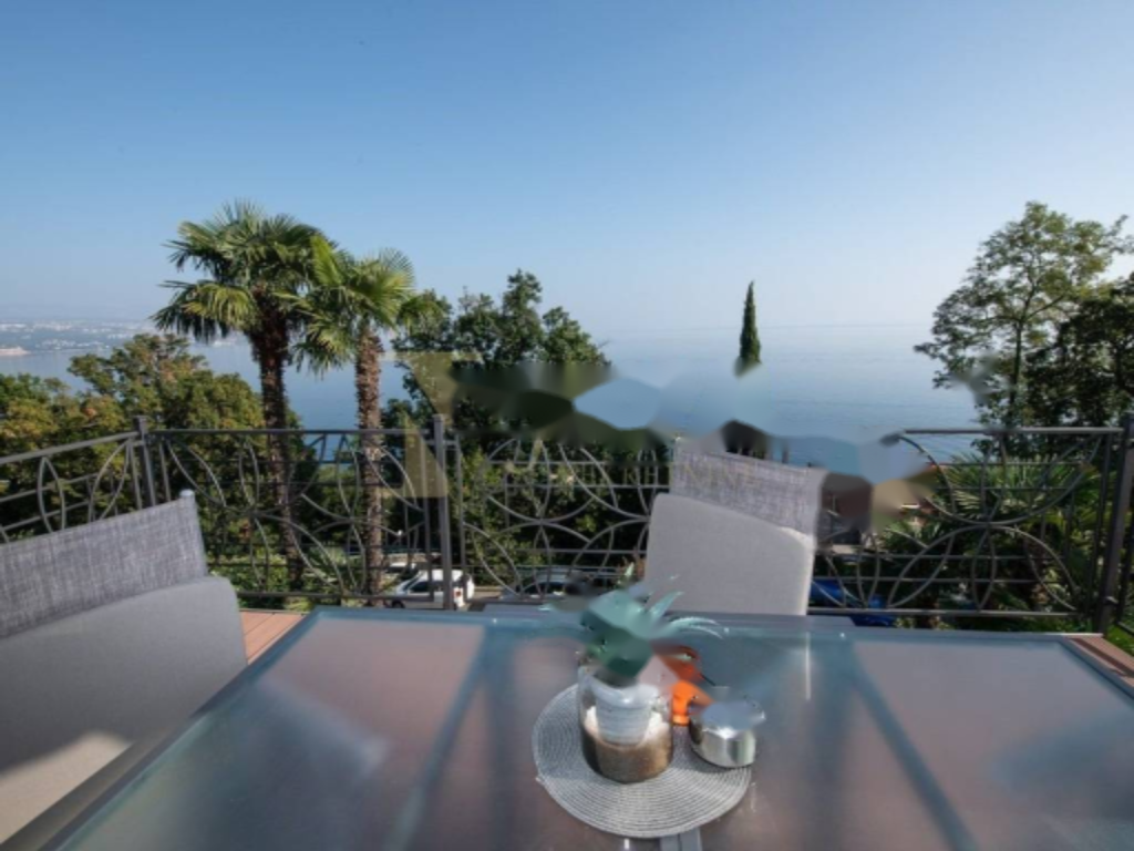 Квартира в Опатии, Хорватия, 140 м² - фото 1