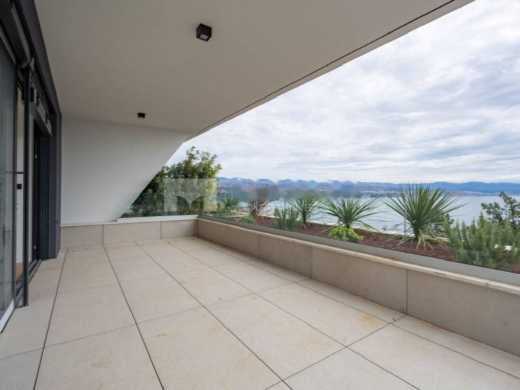 Квартира в Опатии, Хорватия, 230 м² - фото 1