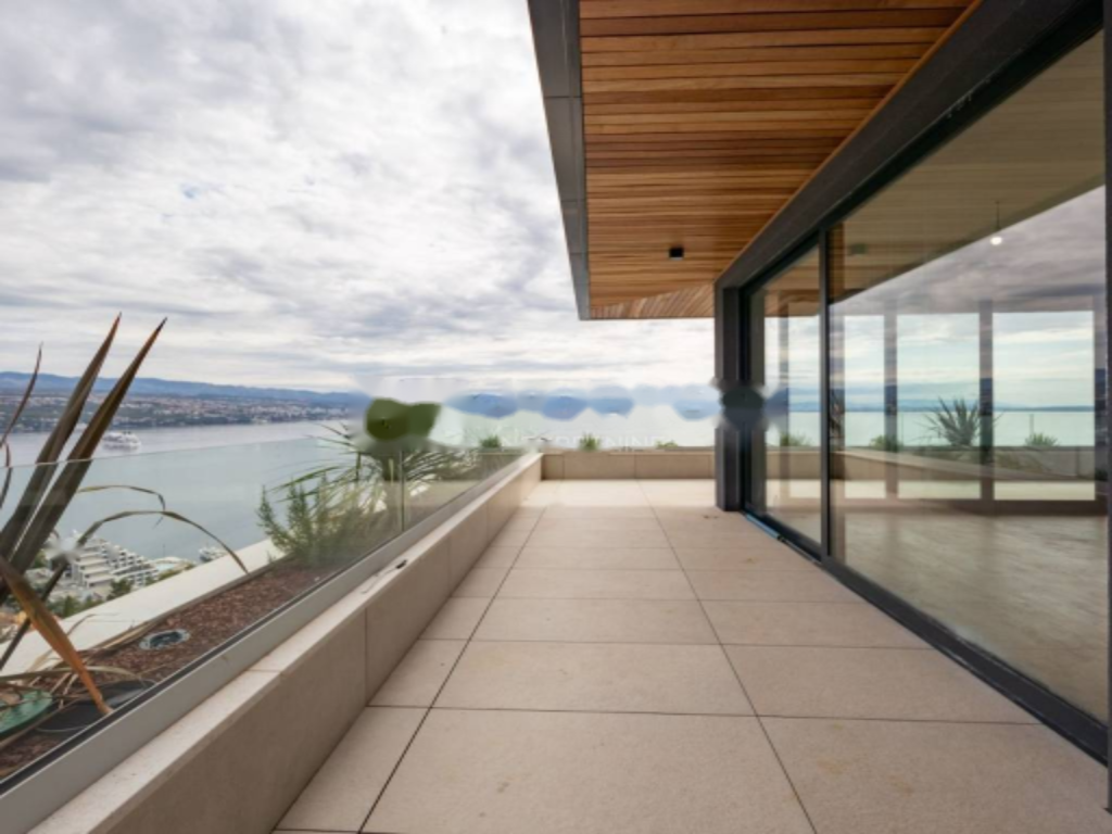 Квартира в Опатии, Хорватия, 209 м² - фото 1