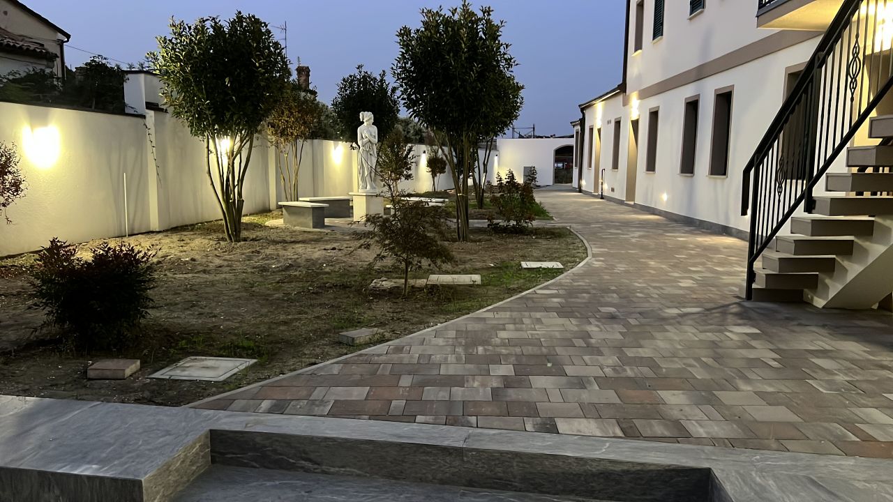 Отель, гостиница в Равенне, Италия, 800 м² - фото 9