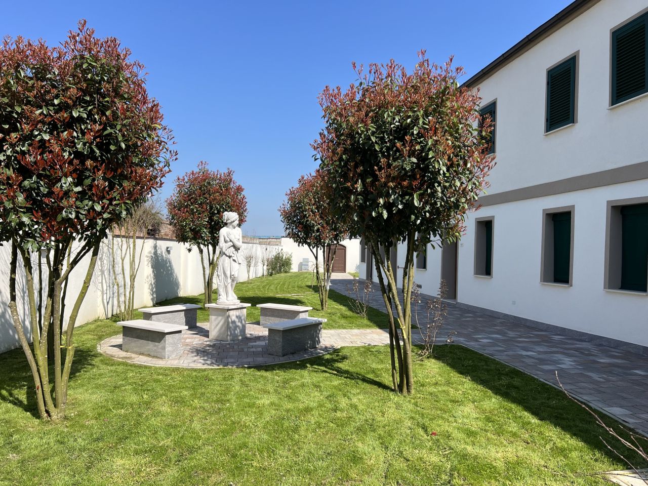 Отель, гостиница в Равенне, Италия, 800 м² - фото 2