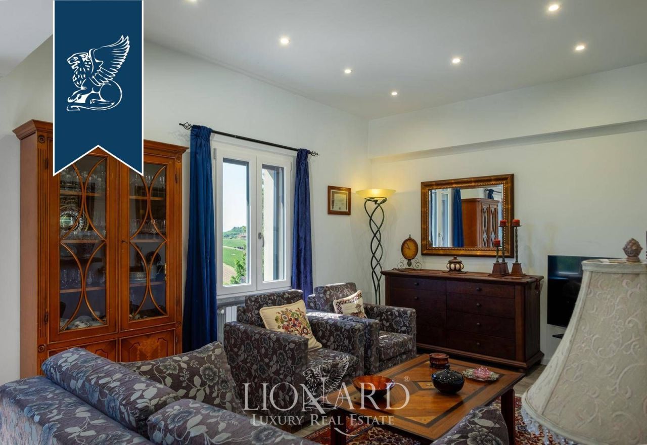 Вилла в Алессандрии, Италия, 600 м² - фото 15