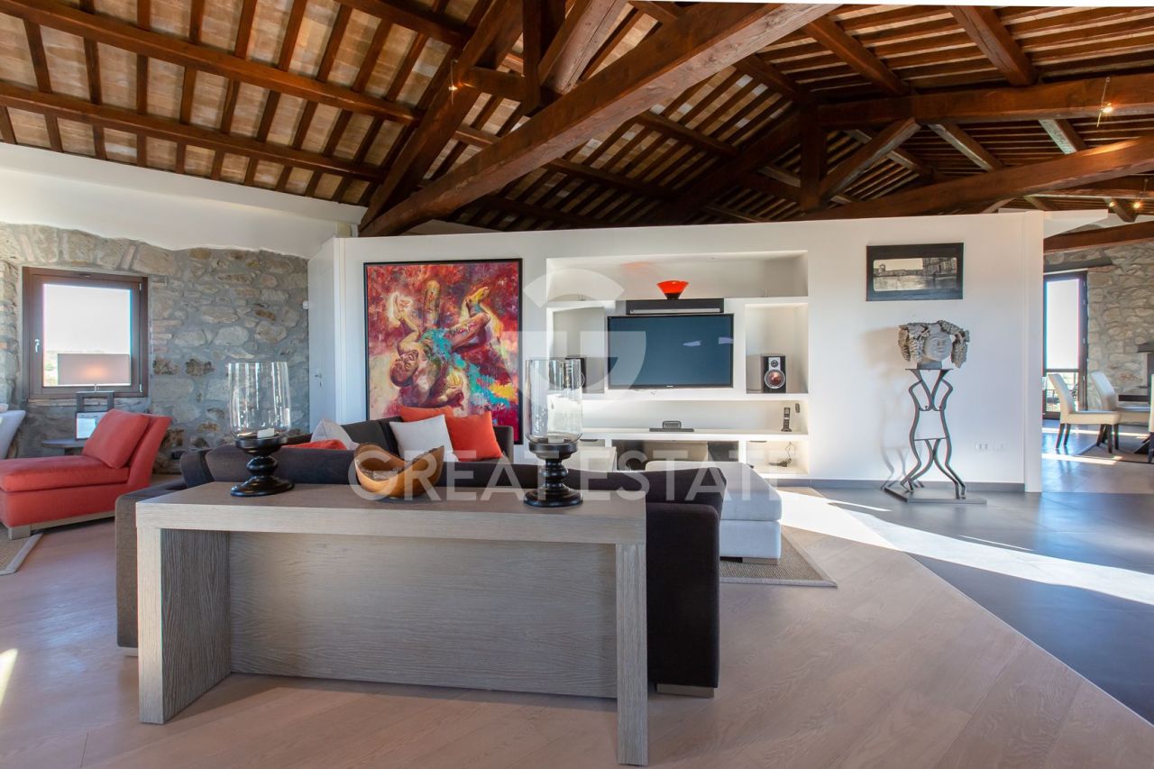 Дом в Витербо, Италия, 437.15 м² - фото 12