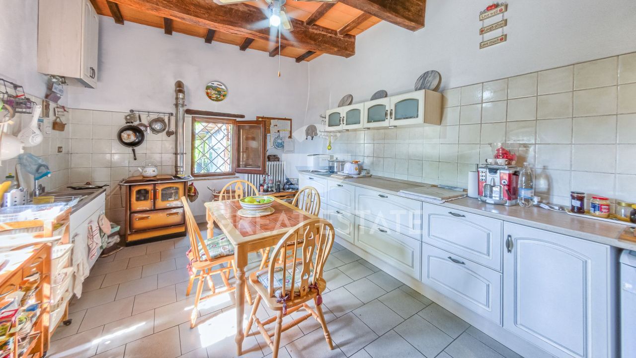 Дом в Читта-делла-Пьеве, Италия, 482.6 м² - фото 13