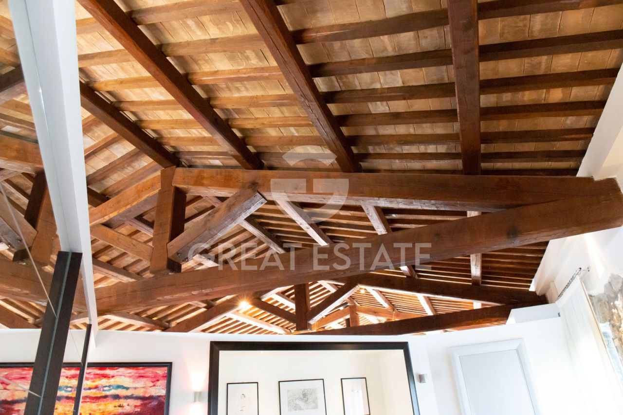 Дом в Витербо, Италия, 437.15 м² - фото 17