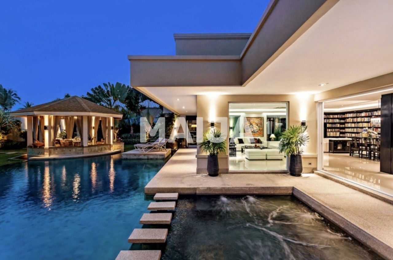 Вилла Bang Lamung, Таиланд, 1 092 м² - фото 3