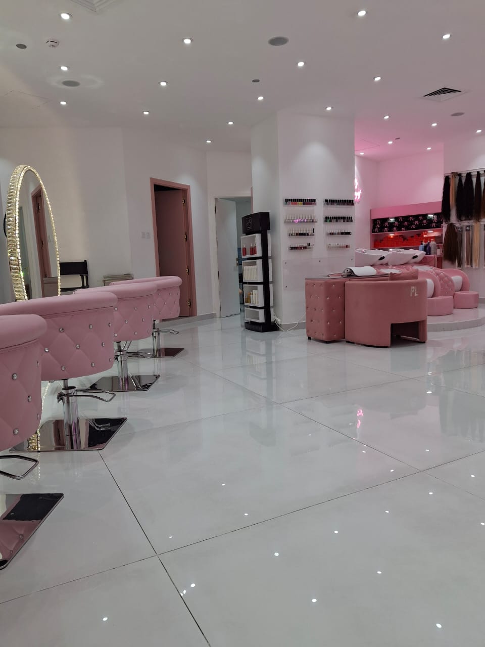 Коммерческая недвижимость в Дубае, ОАЭ, 306.18 м² - фото 10