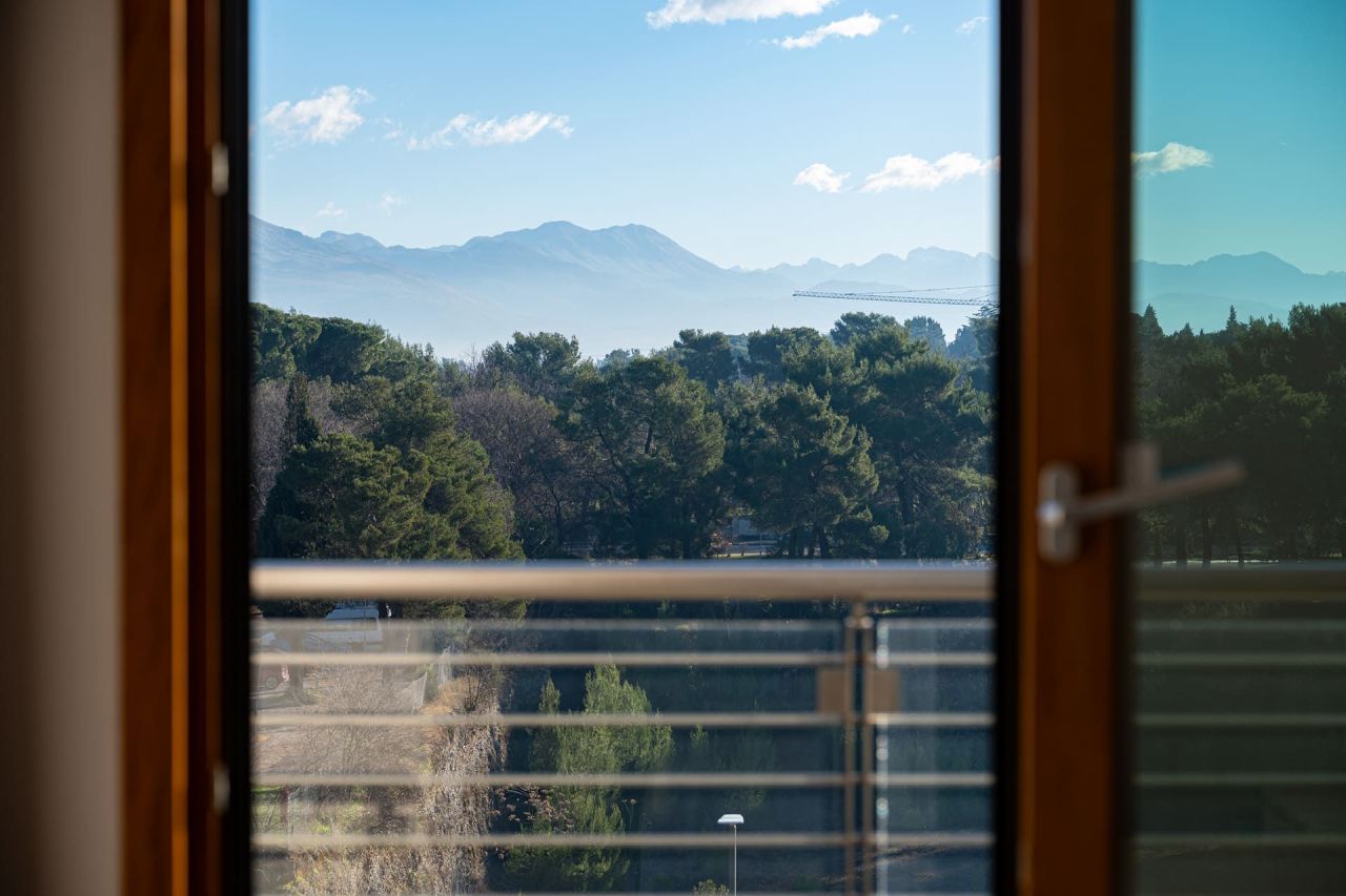 Апартаменты в Подгорице, Черногория, 205 м² - фото 14