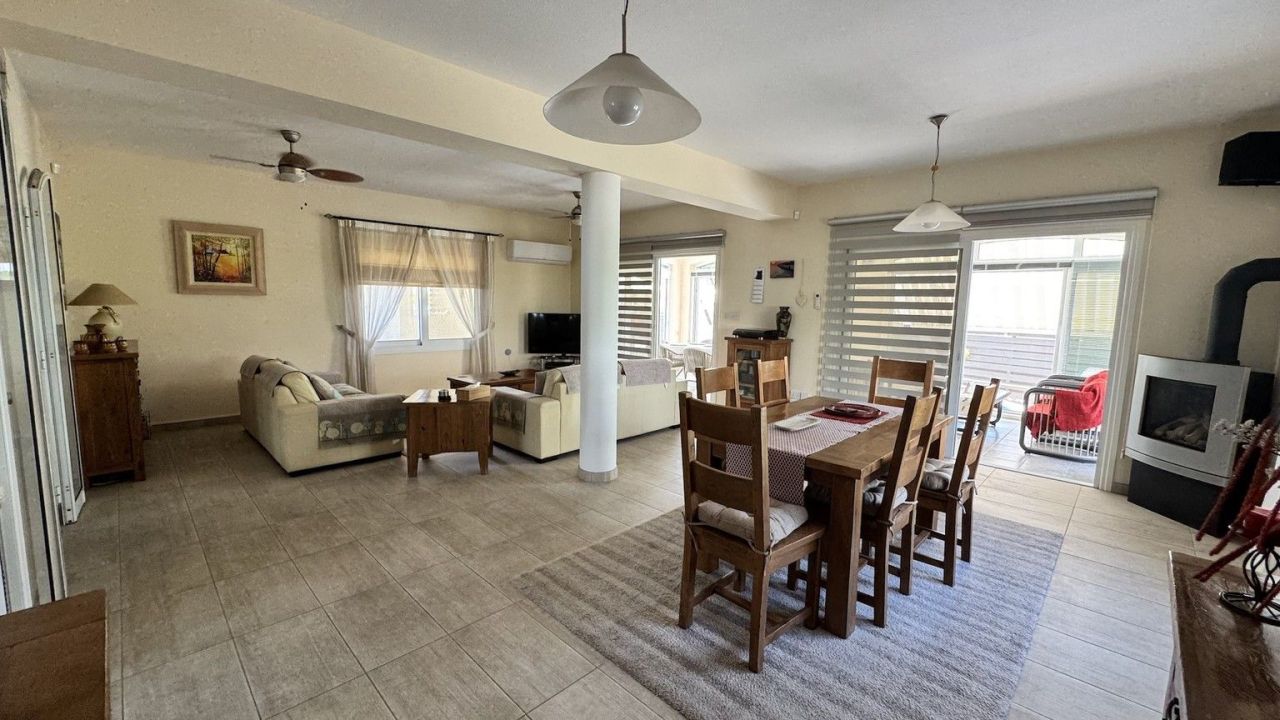 Вилла в Пафосе, Кипр, 152 м² - фото 8