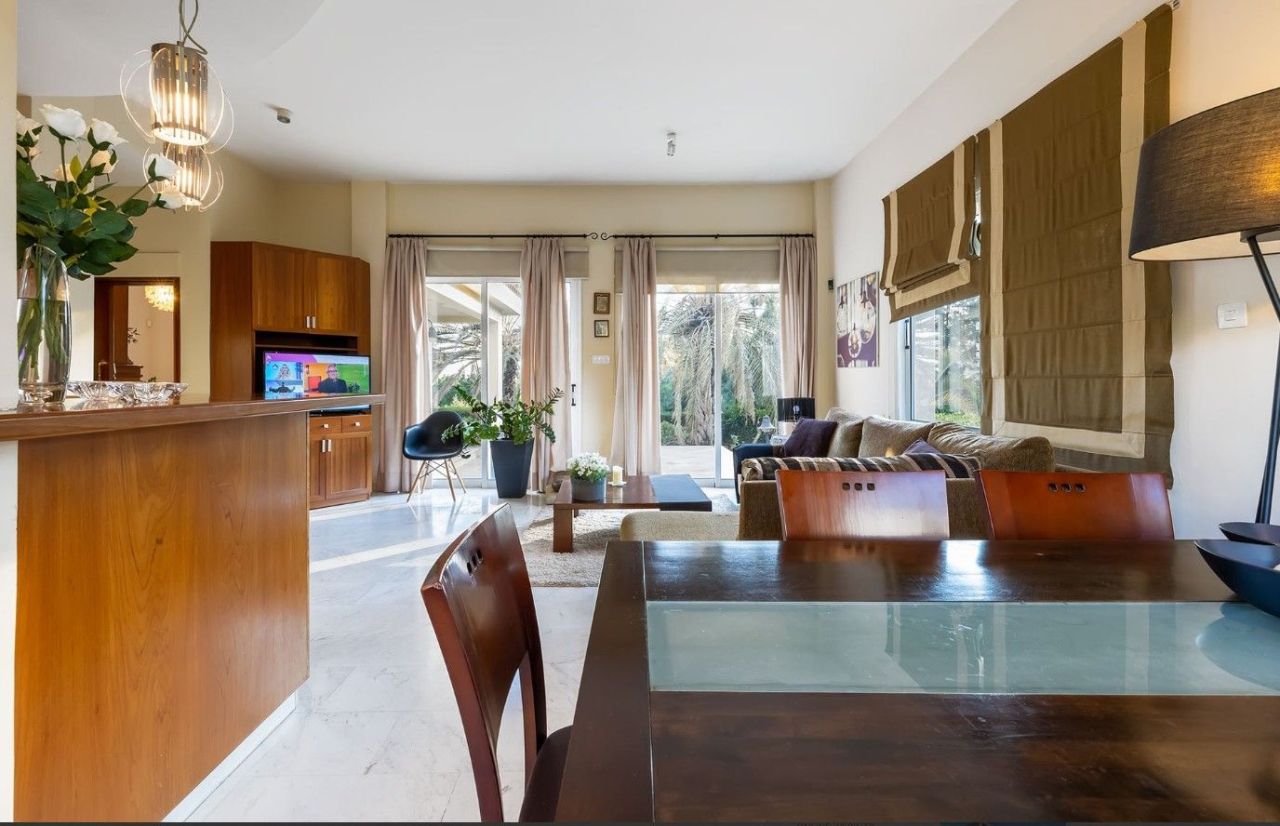 Вилла в Лимасоле, Кипр, 402 м² - фото 16