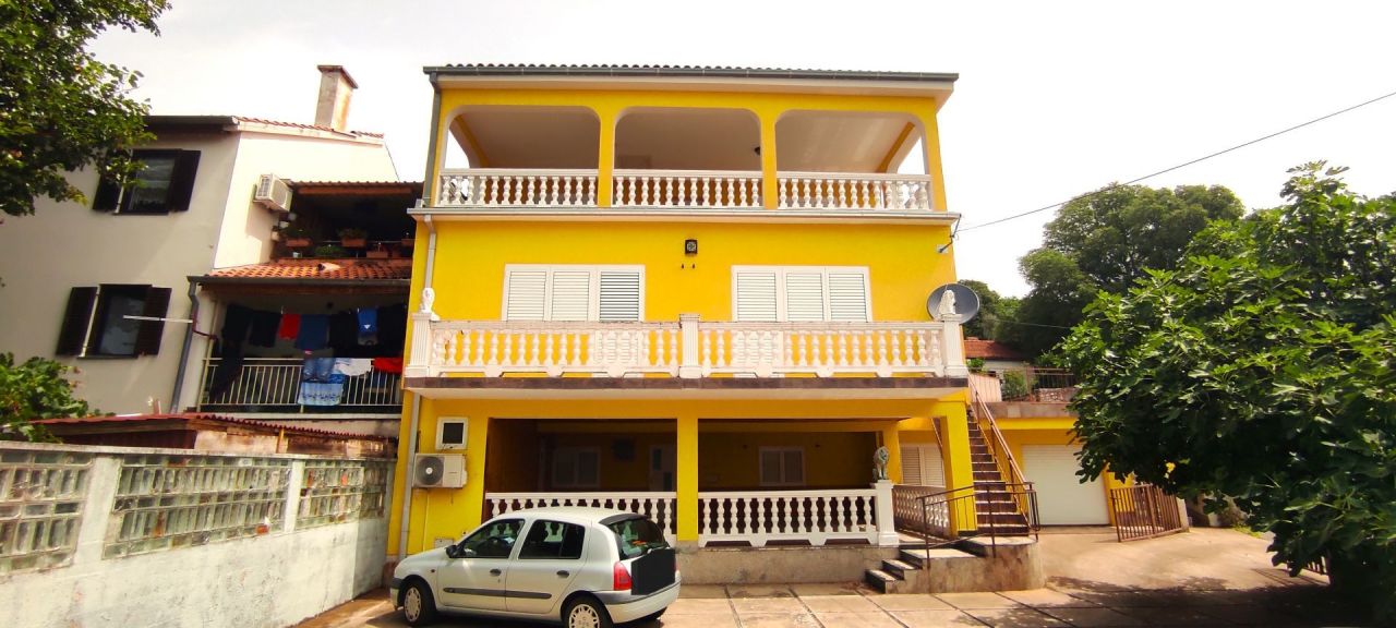 Отель, гостиница Dramalj, Хорватия, 300 м² - фото 1