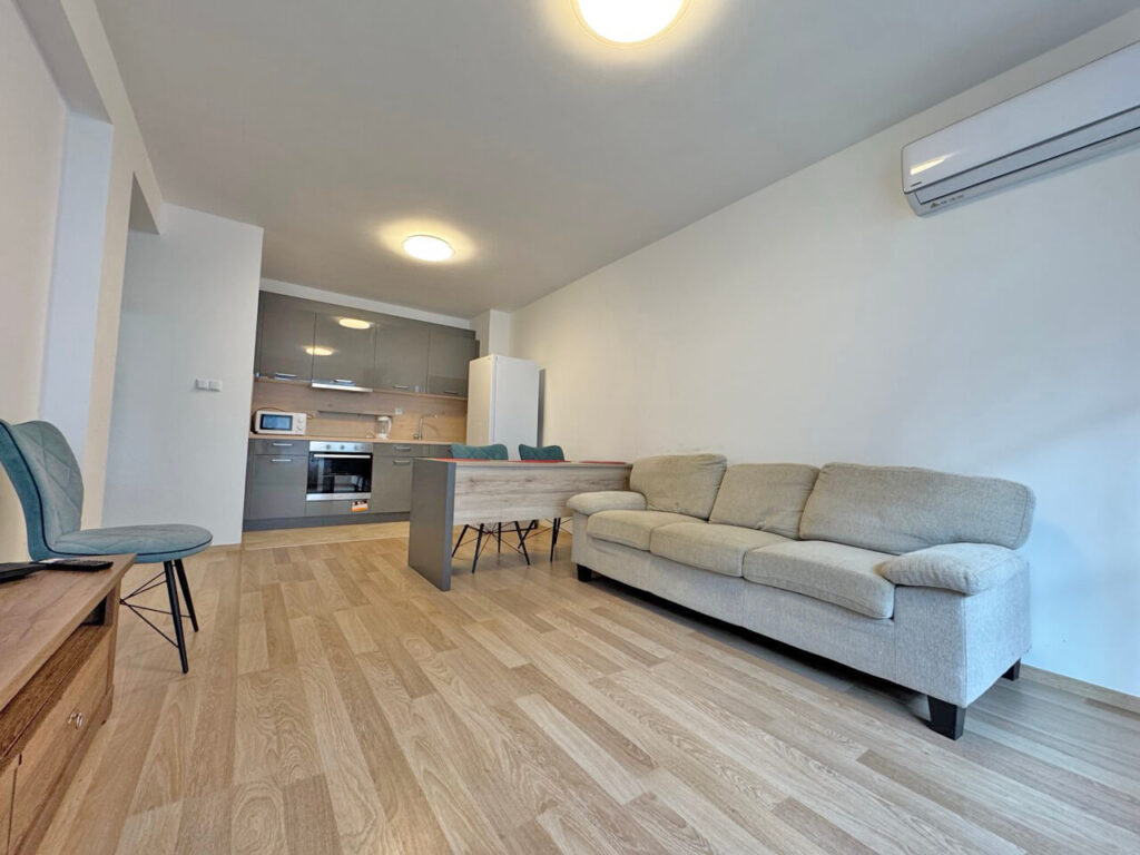 Квартира в Бургасе, Болгария, 58 м² - фото 2