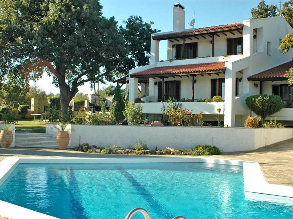 Мезонет в Аттике, Греция, 400 м² - фото 1