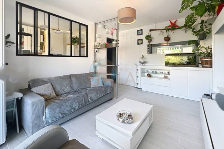 Квартира в Каннах, Франция, 42 м² - фото 1