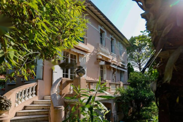 Квартира в Каннах, Франция, 248 м² - фото 1