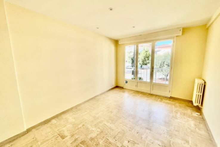 Квартира в Каннах, Франция, 40 м² - фото 1