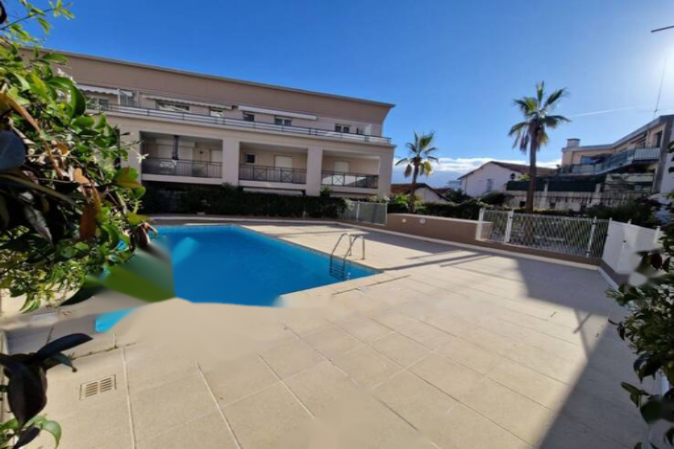 Квартира в Каннах, Франция, 66 м² - фото 1