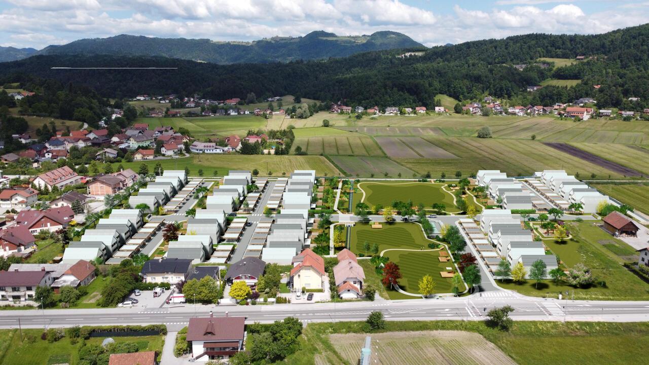 Земля в Врхнике, Словения, 30 567 м² - фото 3