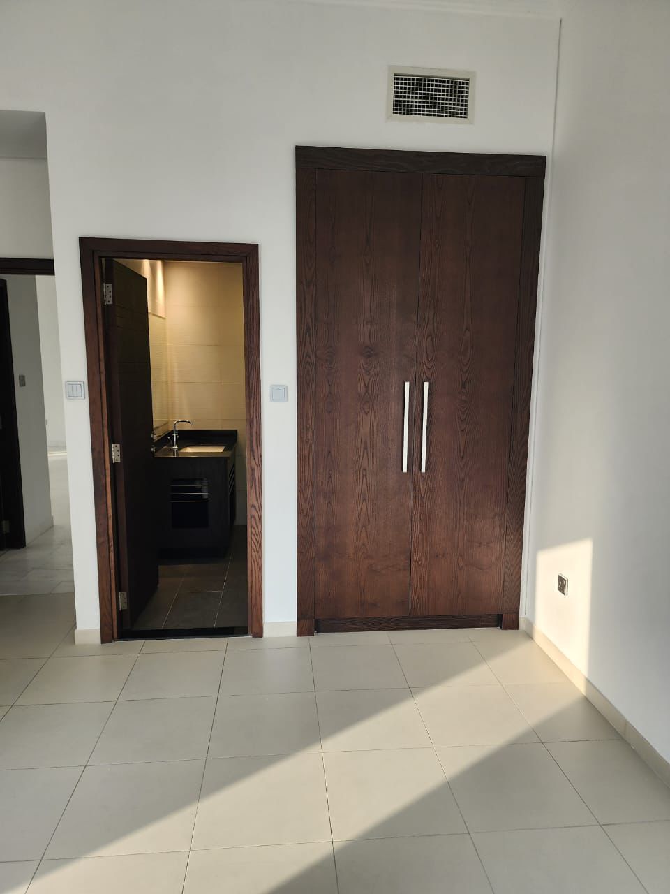 Квартира в Дубае, ОАЭ, 127.86 м² - фото 14