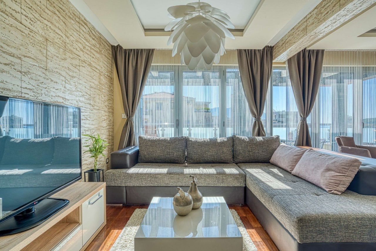 Апартаменты в Будве, Черногория, 188 м² - фото 2