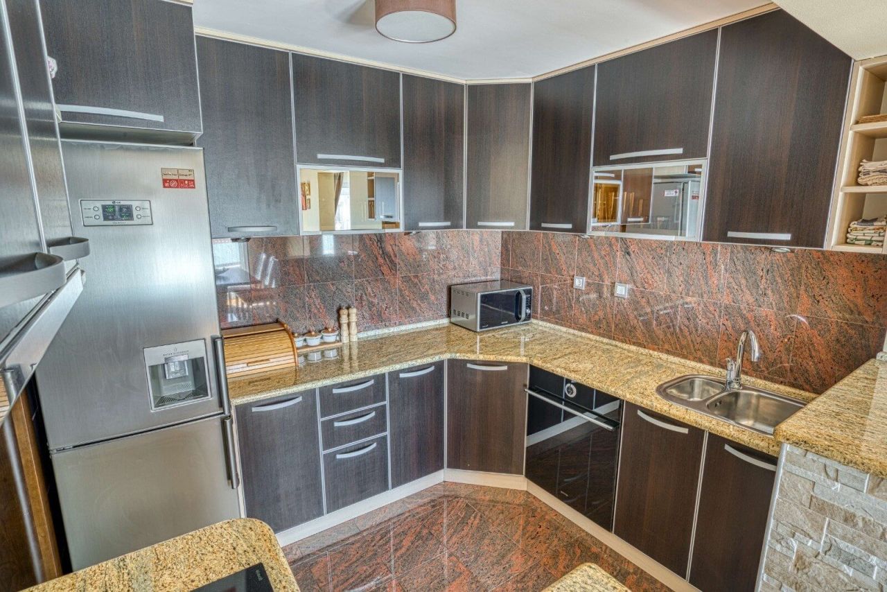 Апартаменты в Будве, Черногория, 188 м² - фото 9