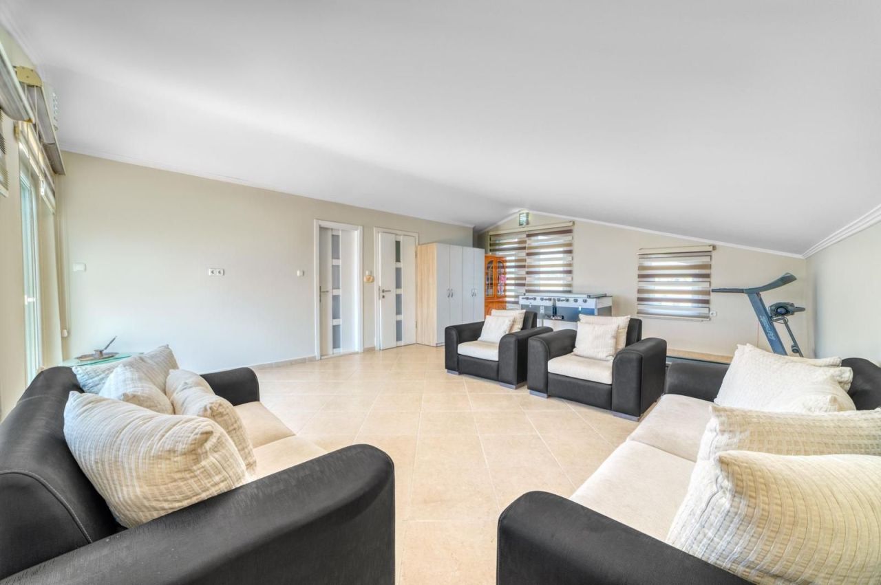 Апартаменты в Алании, Турция, 200 м² - фото 19