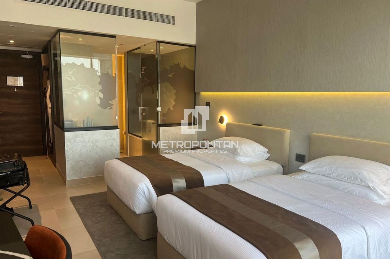 Отель, гостиница в Дубае, ОАЭ, 30 м² - фото 1